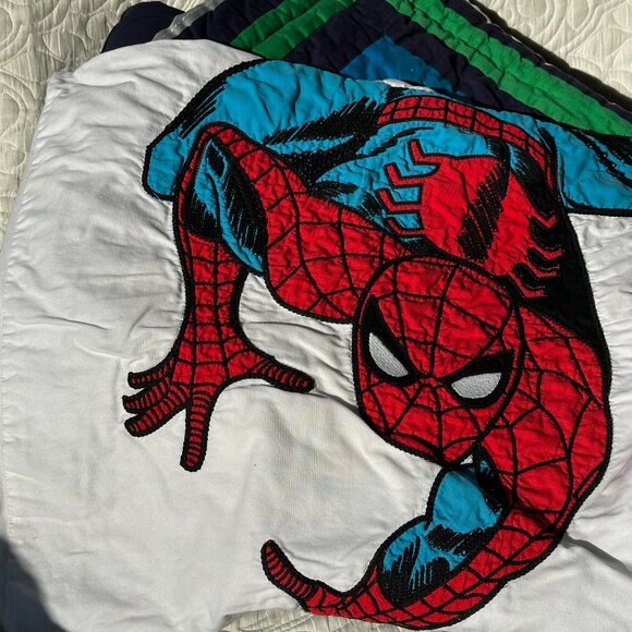 Preowned: Pottery Barn Kids Marvel Avengers Quilt (Full)/Sham/Spiderman Eurosham - Picture 2 of 11